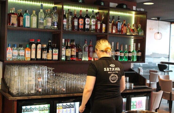 Satama Bar & Bistro Kamppi - Ravintola Helsinki - Happens